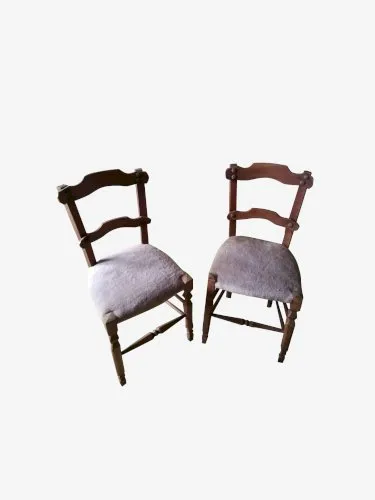 2 chaises anciennes en merisier
