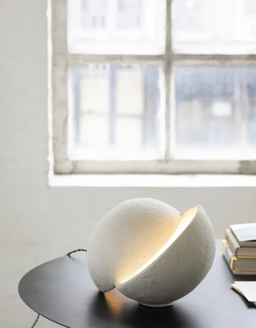 Lampadaire blanc papier maché Earth