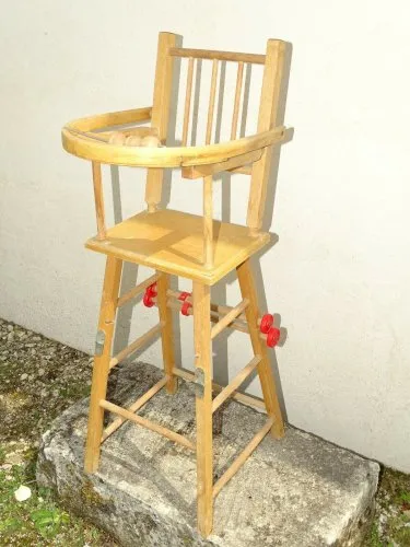*ANCIENNE CHAISE HAUTE en BOIS pour POUPEE POUPON JOUET ANCIEN 1950 VINTAGE D