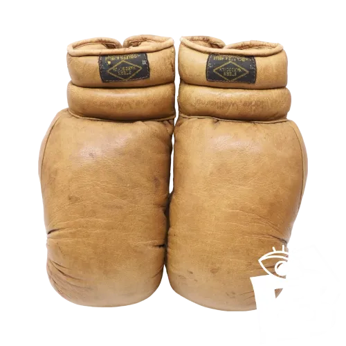 - BELLE ANCIENNE PAIRE de GANTS de BOXE en CUIR DOLFFS & HELLE COLLECTION D